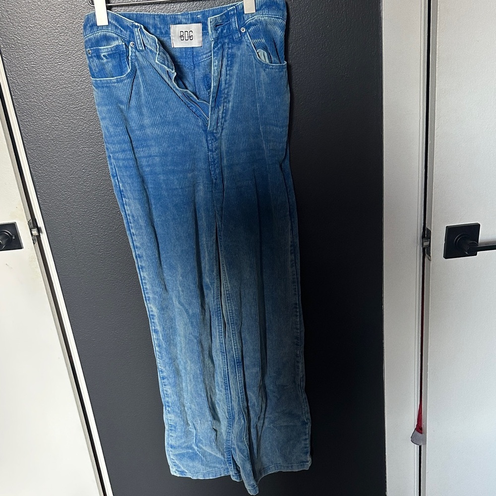 BDG Urban Outfitters Blue Corodoroy Wide-Leg cropped Jeans size 26 great conditi